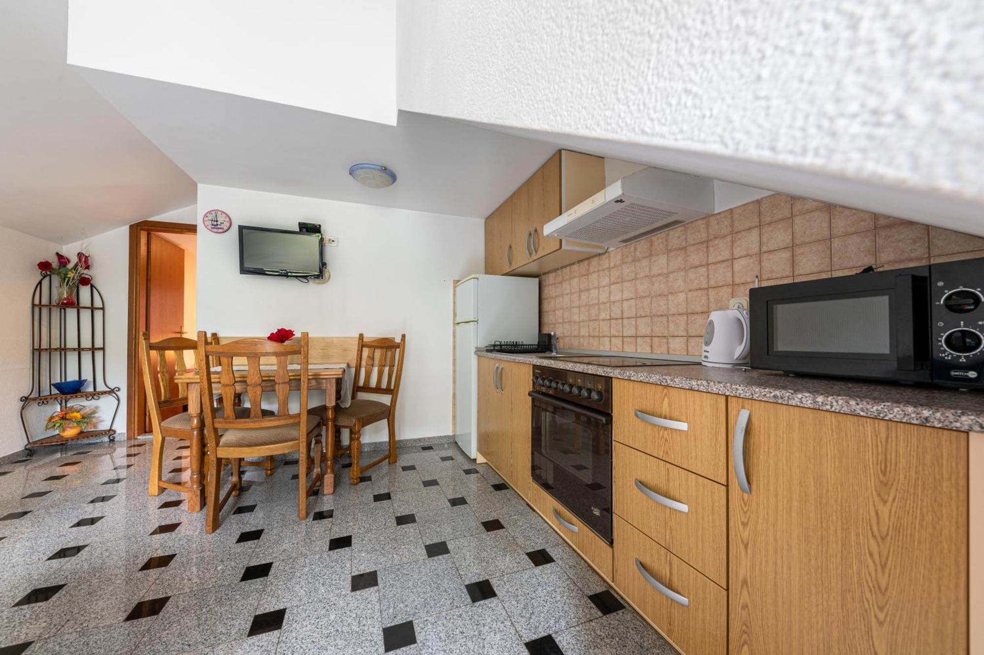 Apartments Filipovic Makarska Exterior photo